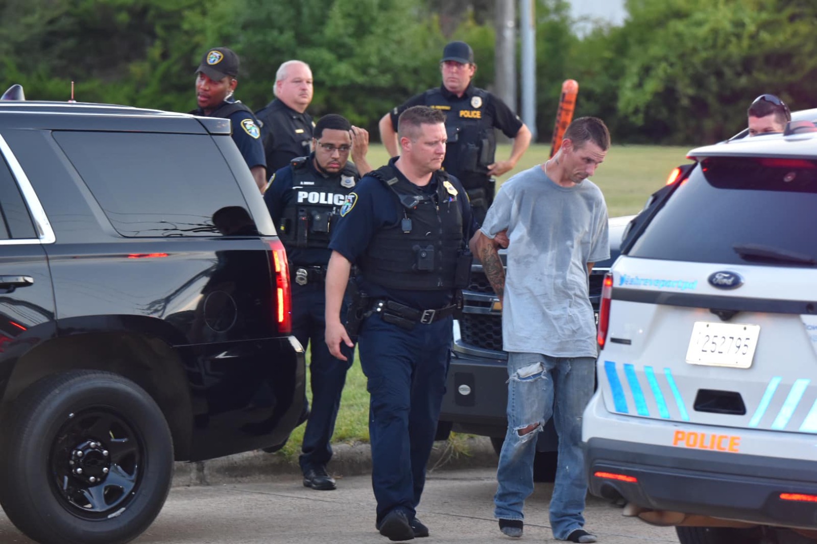 PERSECUCION A ALTA VELOCIDAD DESDE BOSSIER CITY HASTA SHREVEPORT