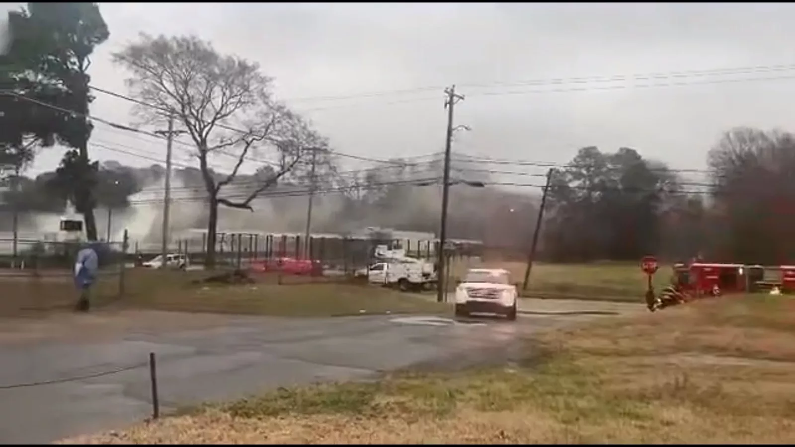 27 UNIDADES DE BOMBEROS EN INCENDIO SUSHI GEN