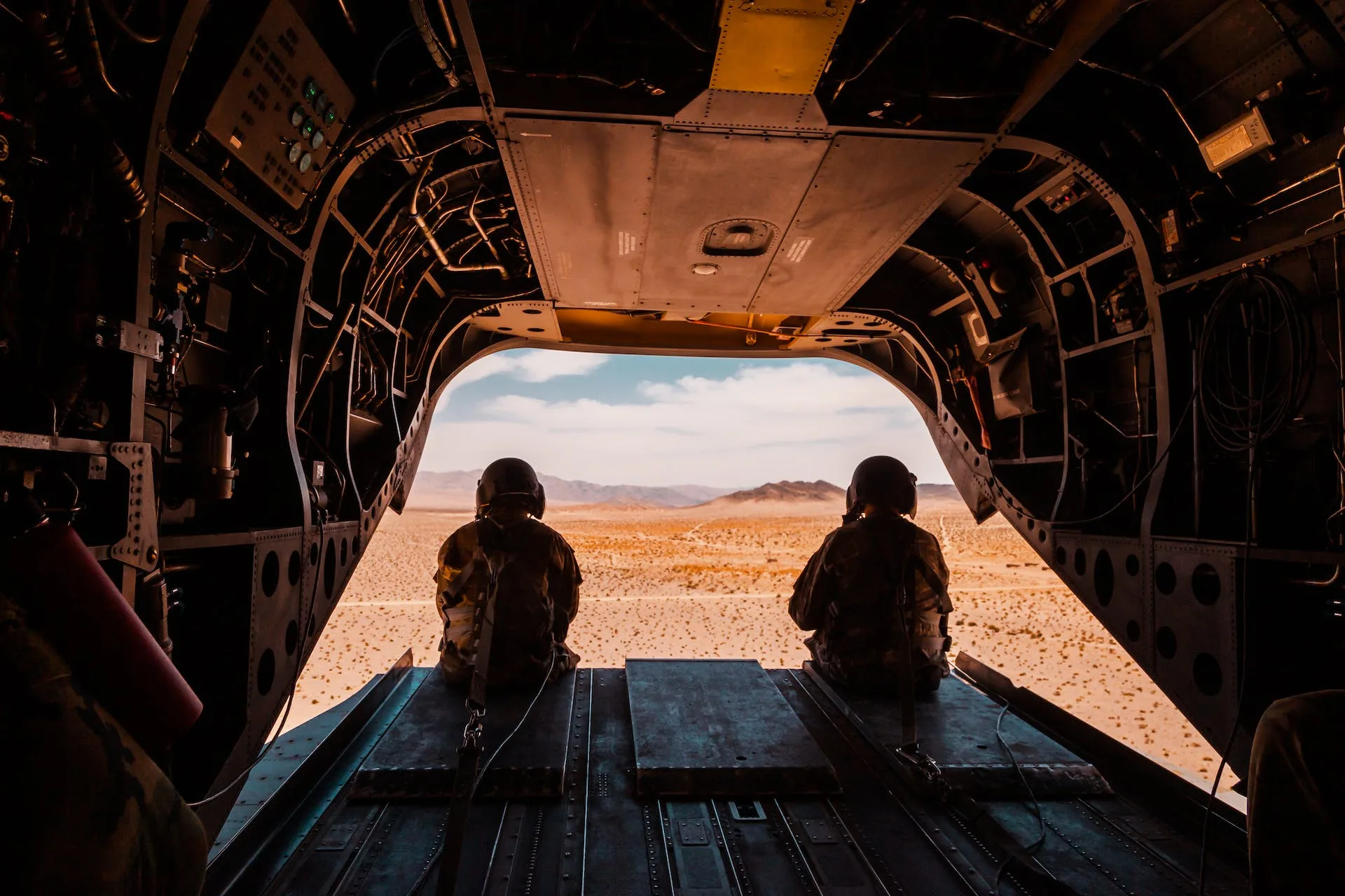 $18 millones para modernizar AFGSC y B-52 con negocios locales