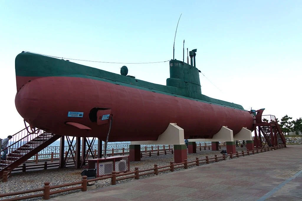 SUBMARINO NORCOREANO CAPTURADO POR PESCADOR