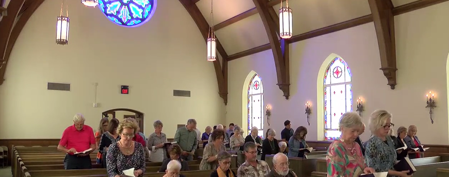 Iglesia honra a fallecidos por Alzheimer en emotivo servicio